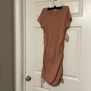 Never worn Altar’s State dress in Mauve.